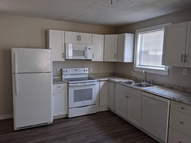 Foto del edificio - 653B Hidden Creek Run