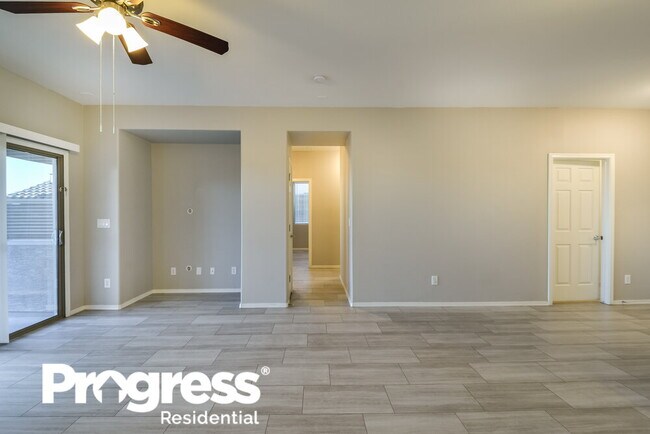 Building Photo - 38038 Hudson Trail
