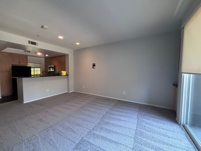 Interior Photo - 2820 Sawtelle Blvd