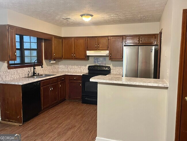 Foto del edificio - 566 Brookfield Way