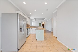 Building Photo - 9210 Sandyford Ct