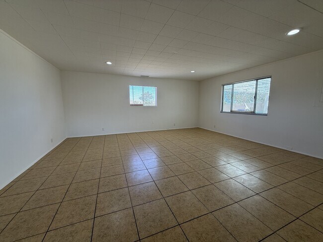 Building Photo - 7428 Lucerne Vista Ave