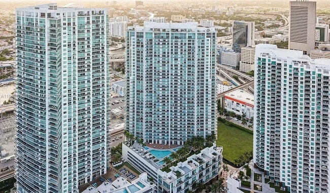 Photo - 90 SW 3rd St Apartment