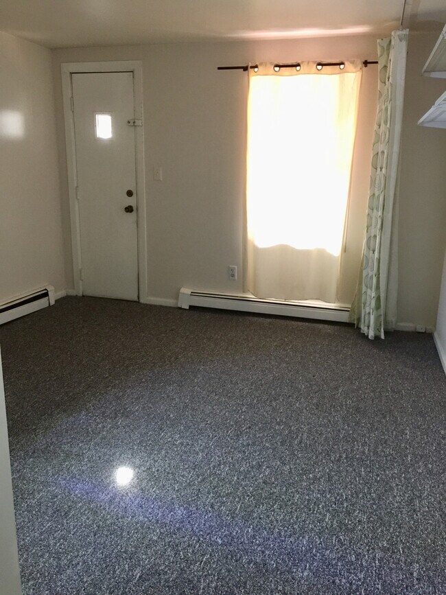 Foto del edificio - 327 8th St