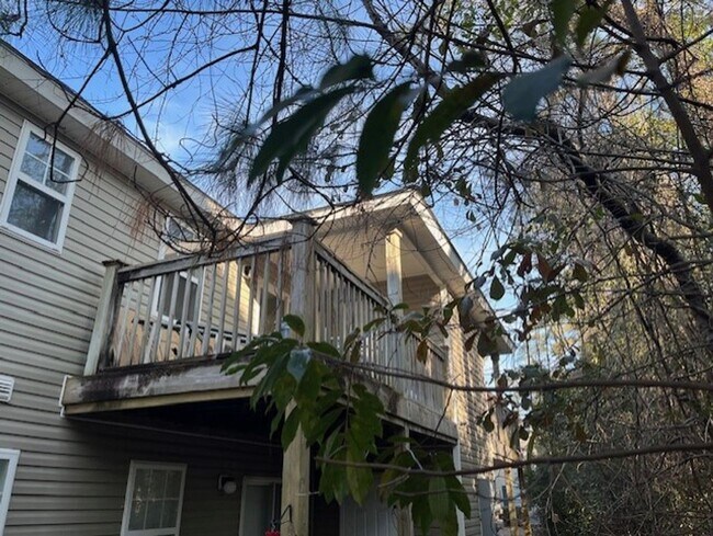 Foto del edificio - 5140 Greenville Loop Rd