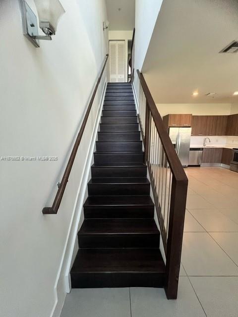 Foto del edificio - 440 NE 35th Ct