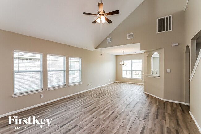 Building Photo - 18507 Shadow Line Ct