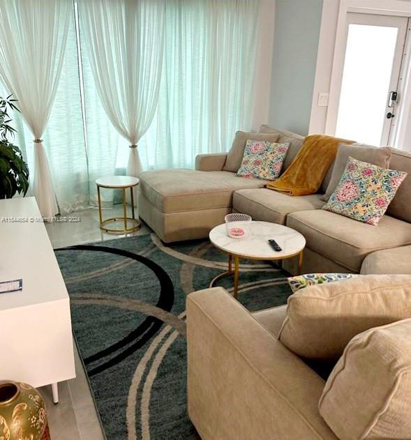 Foto del edificio - 2227 NW 65th Ave