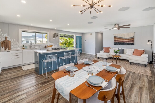 Foto del edificio - 1384 Nanawale Pl