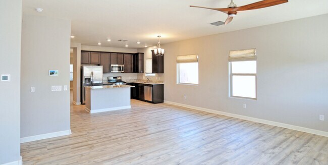 Foto del edificio - Single Story Executive Home