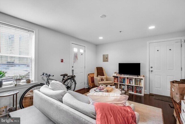 Foto del edificio - 1616 Fairmount Ave