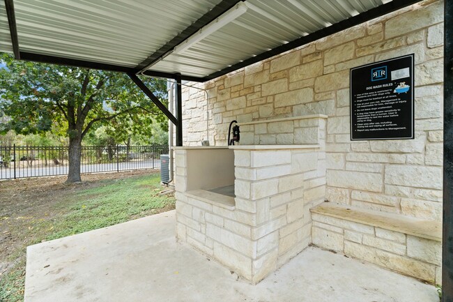 Foto del edificio - Iron Rock Ranch (New)
