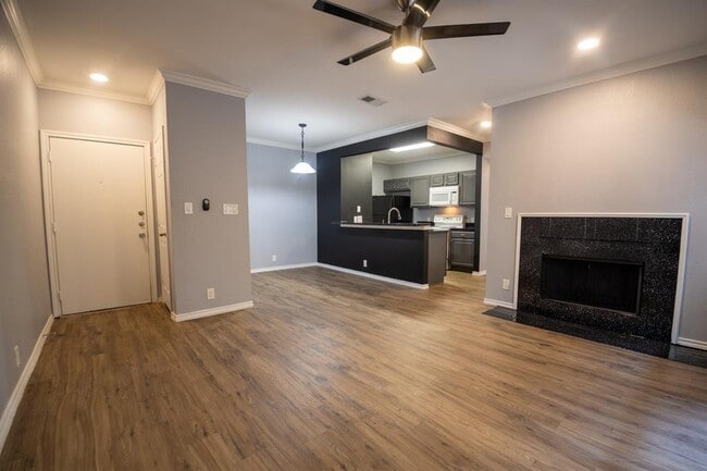 Building Photo - 2606 Rio Grande St