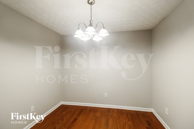 Building Photo - 175 Mills Creek Ln