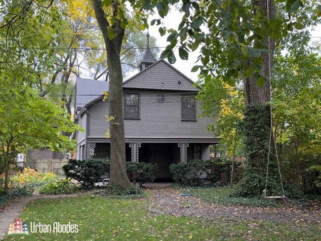 Foto del edificio - 4811 S Kimbark Ave