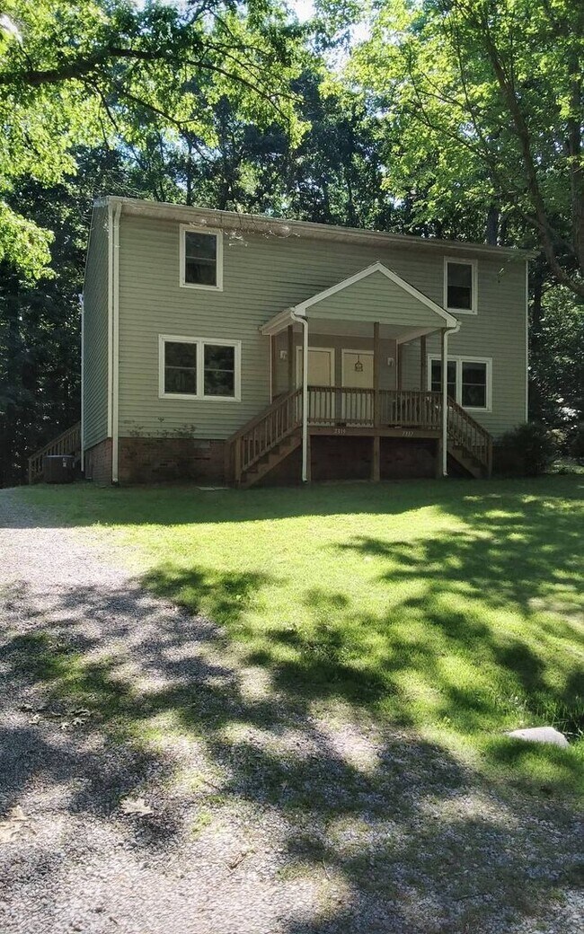 Foto del edificio - 2 bedroom duplex in Prince George County -...