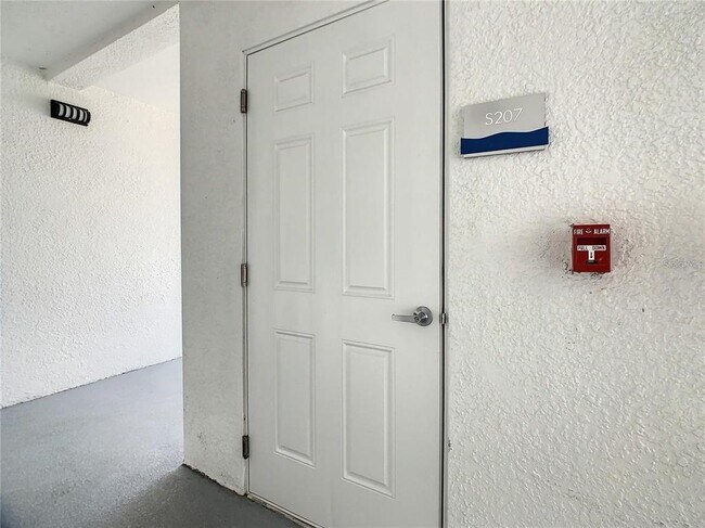 Building Photo - 3180 Paradox Cir