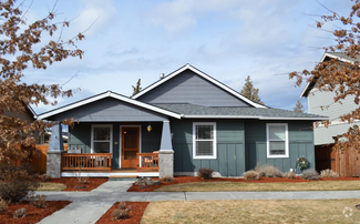 Building Photo - 3004 NE Hope Dr