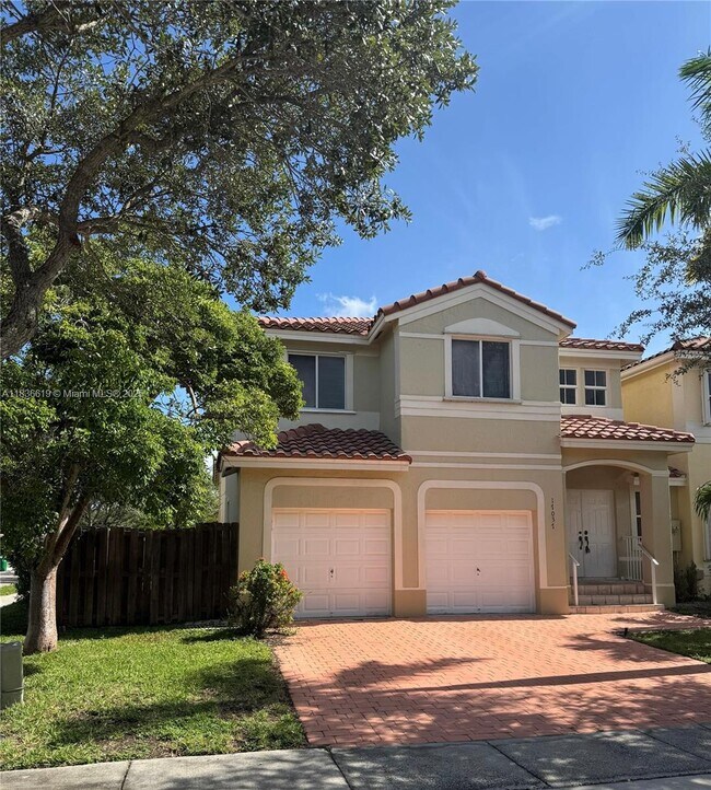 Foto del edificio - 17037 SW 39th St