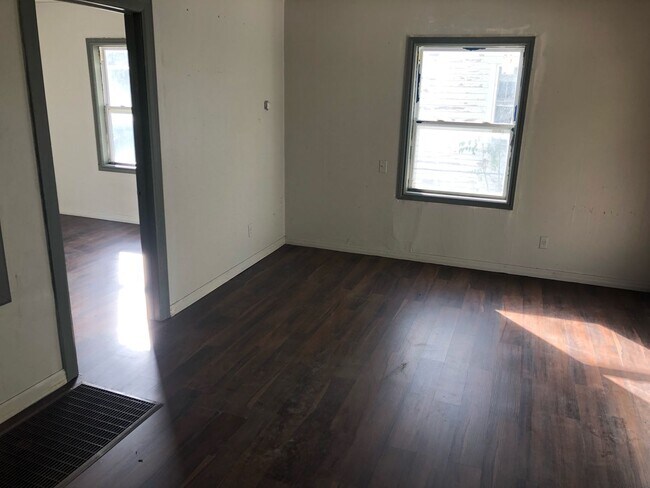 Foto del edificio - $525 - 1 bed 1 bath - Single Family Home