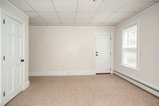Building Photo - 319 Forge Village Rd