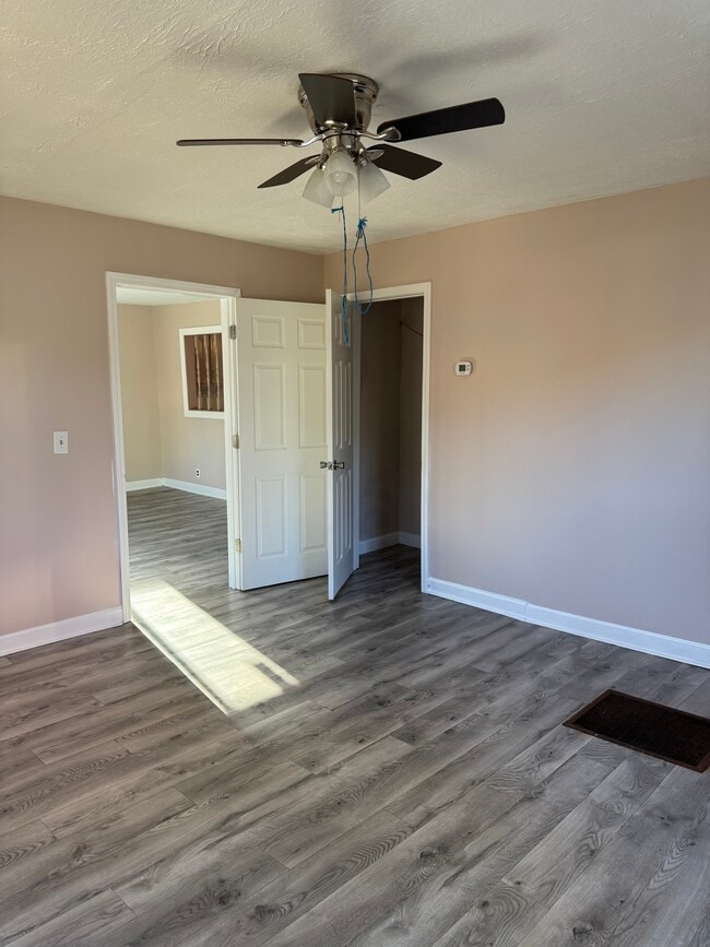 Foto del edificio - 1321 Brookside Ave