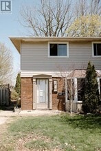Building Photo - 43 Chestnut Dr