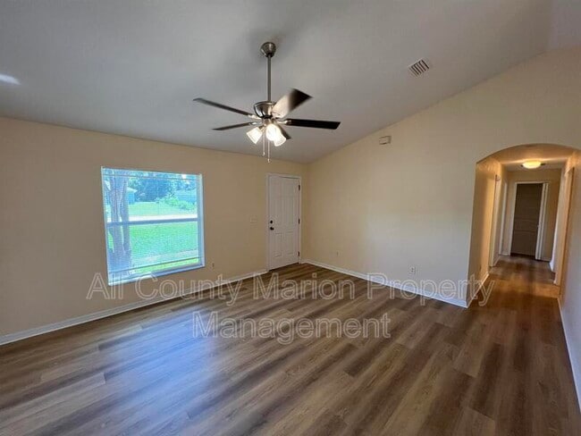 Building Photo - 520 Marion Oaks Ln