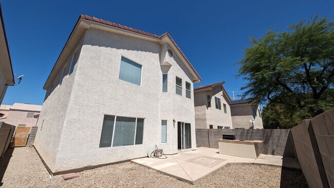 Foto del edificio - Gowan/Cimarron perfect 2-story home - 3 be...