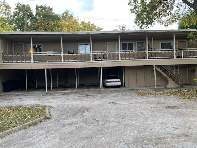 Foto del edificio - 7913 Ithaca St