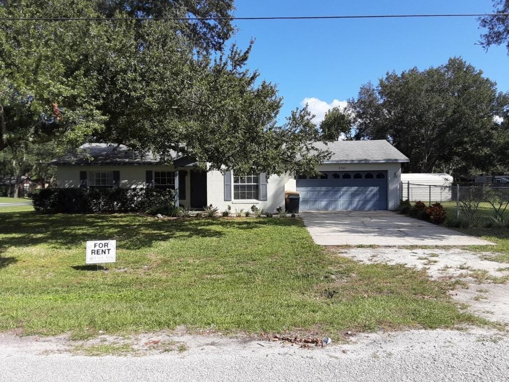 Foto principal - 3743 Tucker Ave