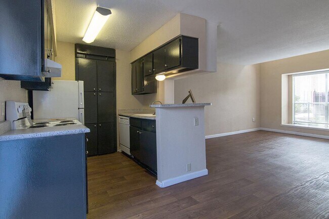 Foto del edificio - 4800 Lamonte Ln