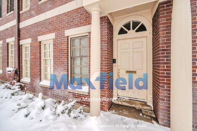 Foto del edificio - Avenues - 3 Bedroom 3 Bath Townhome with amazing southern views!