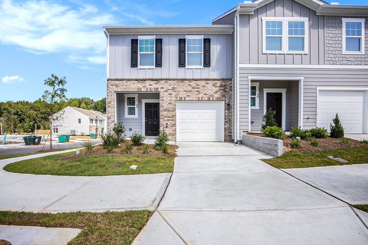 22 Kielder Dr, Winder, GA 30680 Townhome Rentals in Winder GA