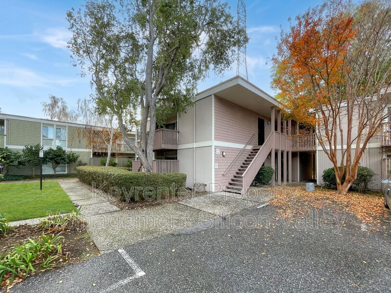 280 Easy St Unit Apt 418, Mountain View, CA 94043 Condo for Rent in