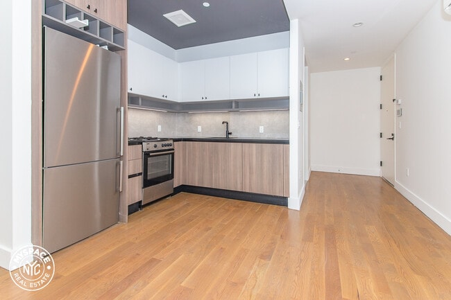 Building Photo - 242 Newkirk Ave