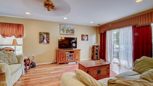 Foto del edificio - 108 Blake Ct