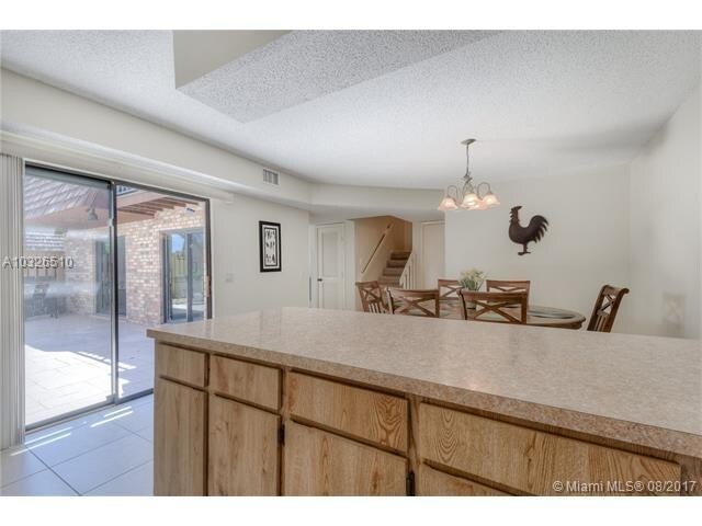 Foto del edificio - 1420  Ocean Way 27a