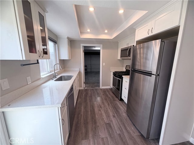 Building Photo - 609 Sartori Ave