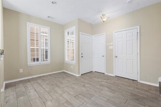 Building Photo - 25211 Bentley Glen Ln