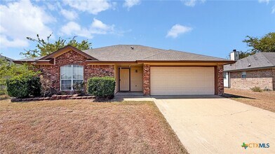 Building Photo - 3507 Christie Dr