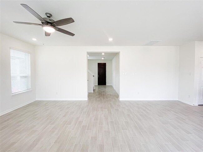 Building Photo - 6634 Elks Trace