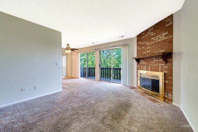 Foto del edificio - 310 Newport Ln