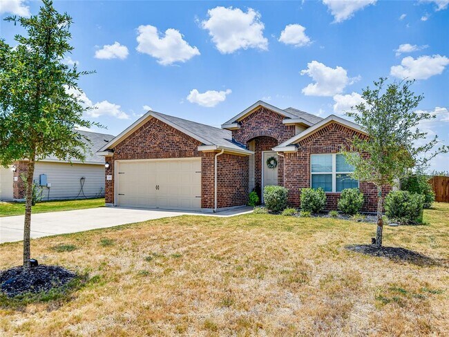 Building Photo - 130 Sunshine Ln