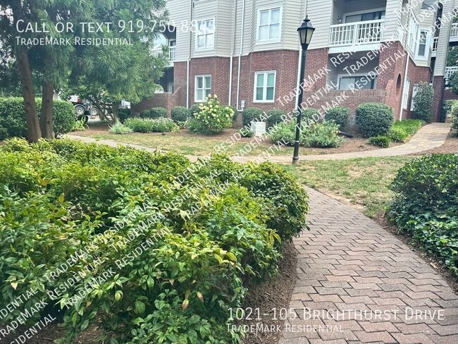 Building Photo - 1021-105 Brighthurst Drive-