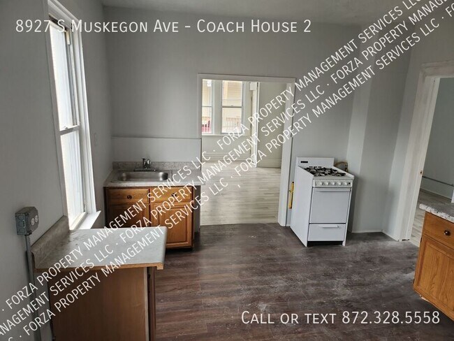 Foto del edificio - 8927 S Muskegon Ave