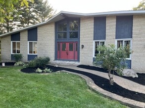 Building Photo - 1694 Arthur Dr