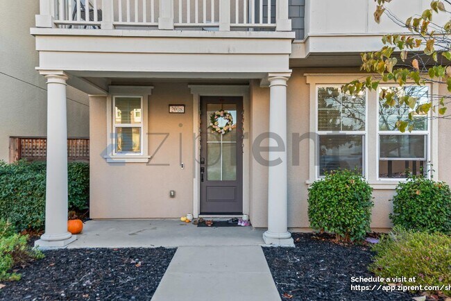 Building Photo - 2008 Confidence Wy