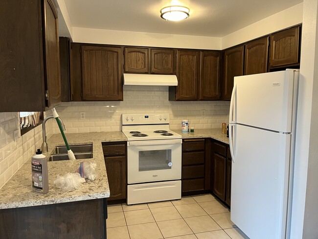 Building Photo - 129 S 70th St
