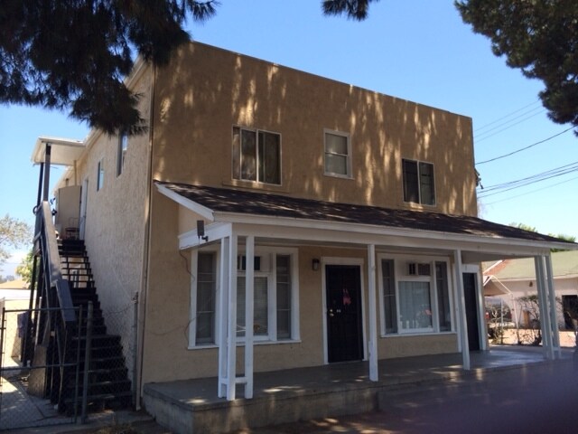 Building Photo - 1449 Laurel Ave